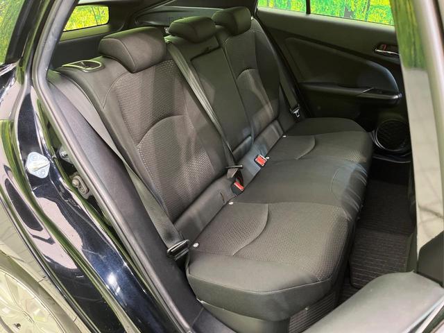 プリウス S 純正ナビ バックカメラ セーフティセンス 禁煙車 コーナーセンサー スマートキー LEDヘッド ビルトインETC オートハイビーム 車線逸脱警報 オートライト オートエアコン パワーウィンドウ(9枚目)