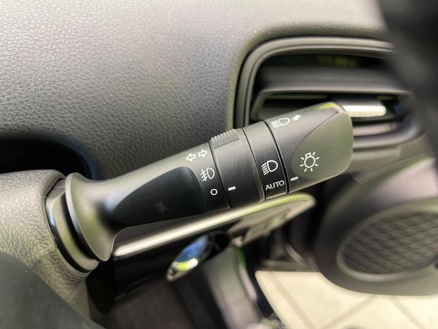 プリウス S 純正ナビ バックカメラ セーフティセンス 禁煙車 コーナーセンサー スマートキー LEDヘッド ビルトインETC オートハイビーム 車線逸脱警報 オートライト オートエアコン パワーウィンドウ(37枚目)
