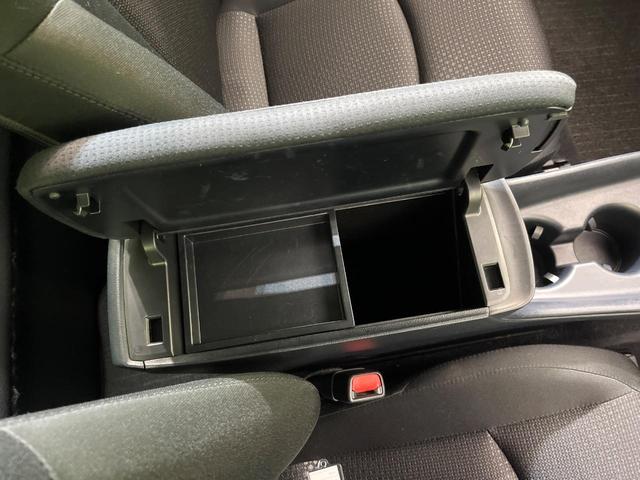 プリウス S 純正ナビ バックカメラ セーフティセンス 禁煙車 コーナーセンサー スマートキー LEDヘッド ビルトインETC オートハイビーム 車線逸脱警報 オートライト オートエアコン パワーウィンドウ(40枚目)