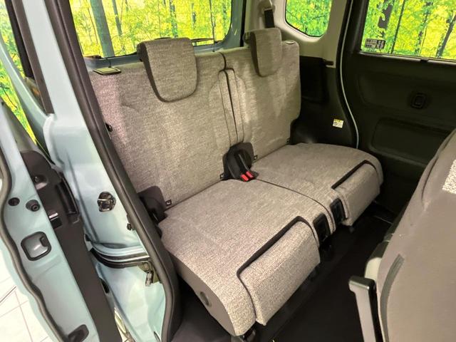 広々とした２列目シートは居住性が高く、居心地も快適！友達や家族とのお出かけにぴったりです。ベビーシートやチャイルドシート使用時も快適にお過ごしいただける十分な空間を確保しています。