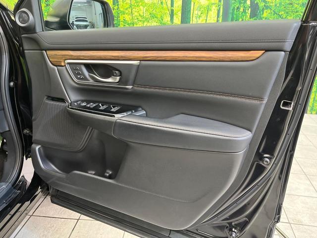 CR-Vハイブリッド EX・マスターピース サンルーフ 純正ナビ バックカメラ 寒冷地仕様 ホンダセンシング アダプティブクルーズ ブラインドスポットモニター 禁煙車 電動リアゲート レザーシート 前席シートヒーター LEDヘッド&フォグ(45枚目)