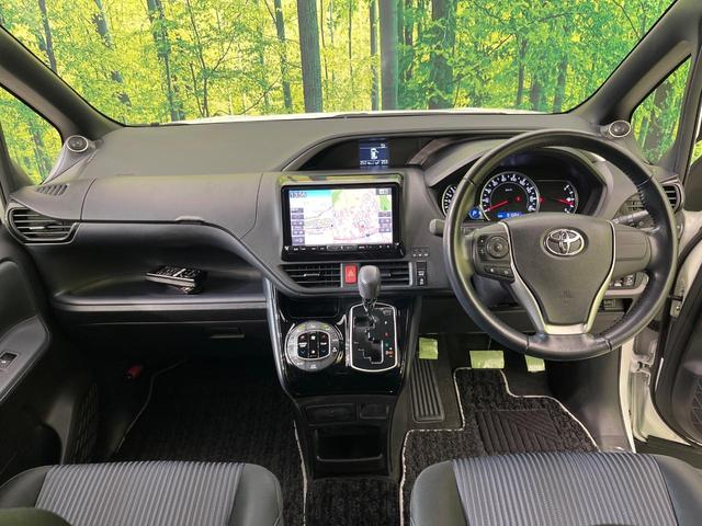 ヴォクシー ＺＳ　煌ＩＩ　後席モニター　ＢＩＧ－Ｘ９型ナビ　バックカメラ　セーフティセンス　両側電動スライド　禁煙車　ＬＥＤヘッド＆フォグ　ＥＴＣ　ドラレコ　Ｂｌｕｅｔｏｏｔｈ再生　オートマチックハイビーム　オートエアコン（2枚目）