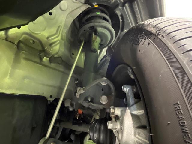 ヴィッツ ハイブリッドF セーフティーエディションII 純正ナビ バックカメラ セーフティセンス 禁煙車 コーナーセンサー LEDヘッド ETC オートハイビーム オートライト オートエアコン スマートキー Bluetooth再生 フルセグ(20枚目)