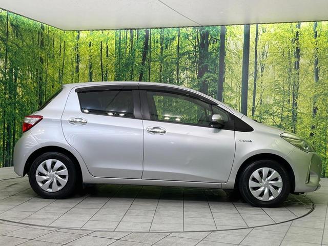 ヴィッツ ハイブリッドF セーフティーエディションII 純正ナビ バックカメラ セーフティセンス 禁煙車 コーナーセンサー LEDヘッド ETC オートハイビーム オートライト オートエアコン スマートキー Bluetooth再生 フルセグ(50枚目)