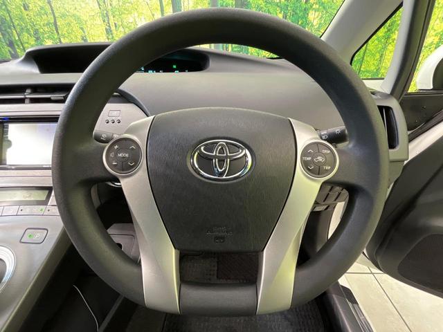 プリウス Ｓ　ＳＤナビ　バックカメラ　禁煙車　ＨＩＤヘッドライト　ＥＴＣ　オートエアコン　オートライト　スマートキー　電動格納ミラー　Ｂｌｕｅｔｏｏｔｈ再生　ＣＤ／ＤＶＤ再生　地デジ　プライバシーガラス（11枚目）