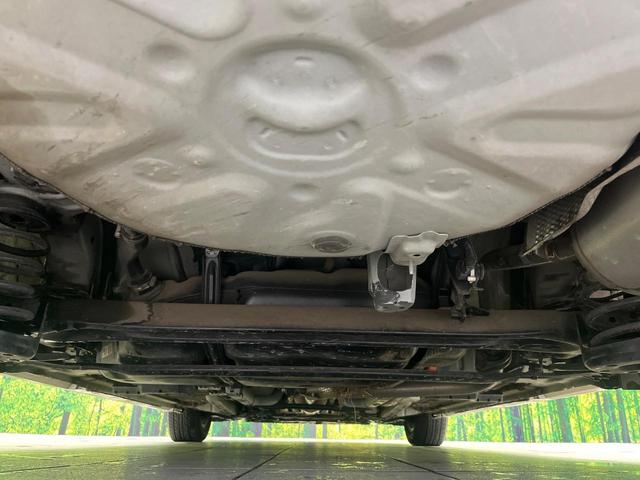 プリウス Ｓ　ＳＤナビ　バックカメラ　禁煙車　ＨＩＤヘッドライト　ＥＴＣ　オートエアコン　オートライト　スマートキー　電動格納ミラー　Ｂｌｕｅｔｏｏｔｈ再生　ＣＤ／ＤＶＤ再生　地デジ　プライバシーガラス（19枚目）