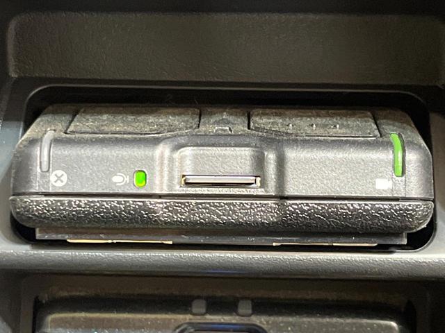 ＣＸ－６０ ＸＤ－ハイブリッド　エクスクルーシブモダン　４ＷＤ　サンルーフ　純正１２型ナビ　全周囲カメラ　スマートシティブレーキサポート　レーダークルーズ　禁煙車　電動リアゲート　レザーシート　シートベンチレーション　ステアリングヒーター　ＥＴＣ　ドラレコ（28枚目）