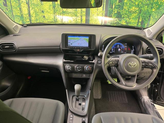 ヤリスクロス X SDナビ バックカメラ セーフティセンス レーダークルーズ 禁煙車 ETC ドラレコ Bluetooth再生 コーナーセンサー オートエアコン オートライト スマートキー 電動格納ミラー(2枚目)