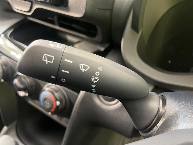 ヤリスクロス X SDナビ バックカメラ セーフティセンス レーダークルーズ 禁煙車 ETC ドラレコ Bluetooth再生 コーナーセンサー オートエアコン オートライト スマートキー 電動格納ミラー(36枚目)