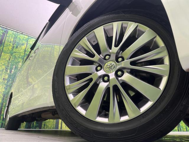 アルファード ２４０Ｓ　タイプゴールド　後席モニター　純正８型ナビ　バックカメラ　禁煙車　両側電動スライドドア　電動リアゲート　ハーフレザーシート　ＥＴＣ　ドラレコ　Ｂｌｕｅｔｏｏｔｈ再生　デュアルエアコン　ＨＩＤヘッドライト　フルセグ（14枚目）