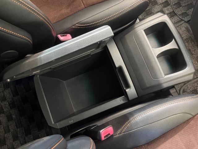 アルファード ２４０Ｓ　タイプゴールド　後席モニター　純正８型ナビ　バックカメラ　禁煙車　両側電動スライドドア　電動リアゲート　ハーフレザーシート　ＥＴＣ　ドラレコ　Ｂｌｕｅｔｏｏｔｈ再生　デュアルエアコン　ＨＩＤヘッドライト　フルセグ（32枚目）