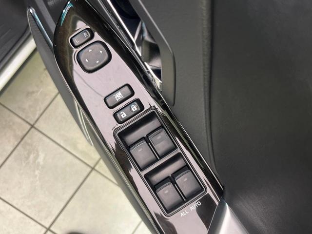 アルファード ２４０Ｓ　タイプゴールド　後席モニター　純正８型ナビ　バックカメラ　禁煙車　両側電動スライドドア　電動リアゲート　ハーフレザーシート　ＥＴＣ　ドラレコ　Ｂｌｕｅｔｏｏｔｈ再生　デュアルエアコン　ＨＩＤヘッドライト　フルセグ（48枚目）