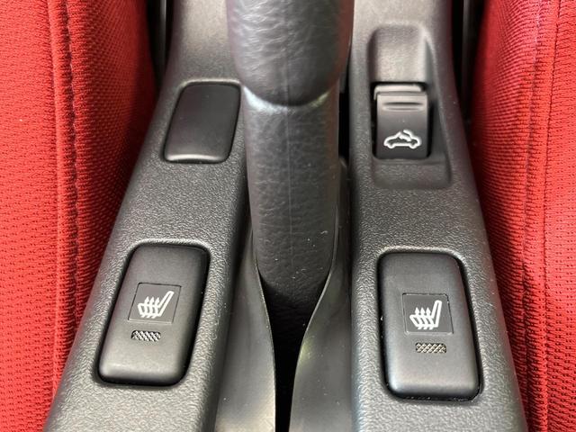 コペン ローブ MT車 SDナビ バックカメラ 禁煙車 前席シートヒーター LEDヘッドライト オートエアコン オートライト スマートキー ETC Bluetooth再生 フルセグ(7枚目)