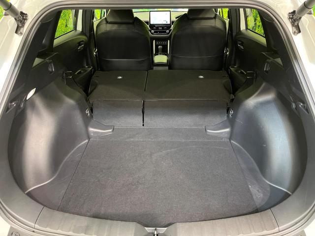 カローラクロス ハイブリッド Z パノラマルーフ 純正10型ナビ 全周囲カメラ チームメイト セーフティセンス レーダークルーズ 禁煙車 ブラインドスポットモニター パワーバックドア 前席シートヒーター LEDヘッド&フォグ ETC(10枚目)