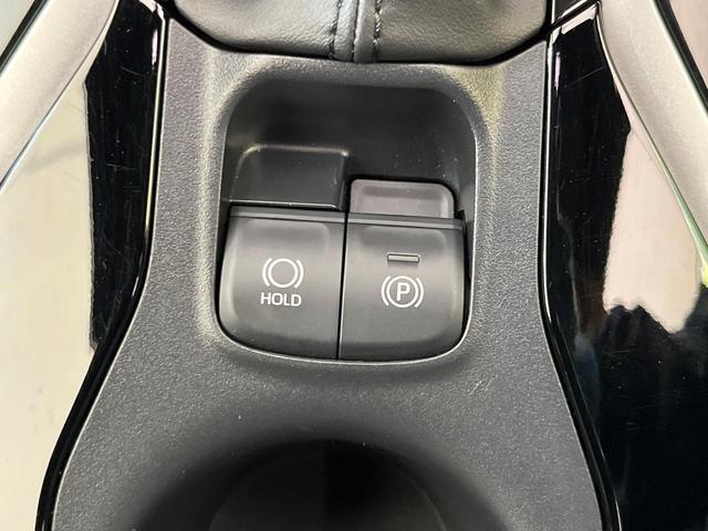 カローラクロス ハイブリッド Z パノラマルーフ 純正10型ナビ 全周囲カメラ チームメイト セーフティセンス レーダークルーズ 禁煙車 ブラインドスポットモニター パワーバックドア 前席シートヒーター LEDヘッド&フォグ ETC(25枚目)