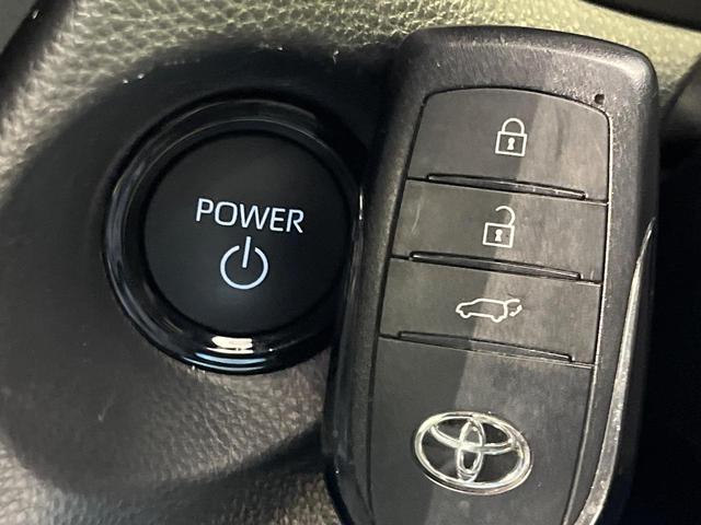 カローラクロス ハイブリッド Z パノラマルーフ 純正10型ナビ 全周囲カメラ チームメイト セーフティセンス レーダークルーズ 禁煙車 ブラインドスポットモニター パワーバックドア 前席シートヒーター LEDヘッド&フォグ ETC(27枚目)