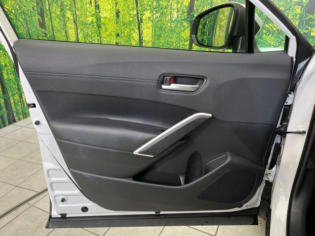 カローラクロス ハイブリッド Z パノラマルーフ 純正10型ナビ 全周囲カメラ チームメイト セーフティセンス レーダークルーズ 禁煙車 ブラインドスポットモニター パワーバックドア 前席シートヒーター LEDヘッド&フォグ ETC(34枚目)