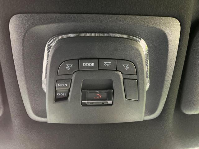 カローラクロス ハイブリッド Z パノラマルーフ 純正10型ナビ 全周囲カメラ チームメイト セーフティセンス レーダークルーズ 禁煙車 ブラインドスポットモニター パワーバックドア 前席シートヒーター LEDヘッド&フォグ ETC(41枚目)