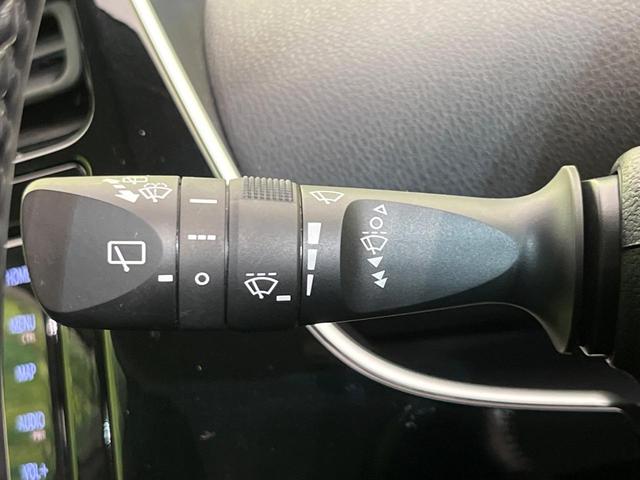 プリウス Sツーリングセレクション TRDフルエアロ 純正ナビ バックカメラ レーダークルーズコントロール 禁煙車 セーフティセンス シートヒーター ETC オートハイビーム 合否レザーシート スマートキー(40枚目)