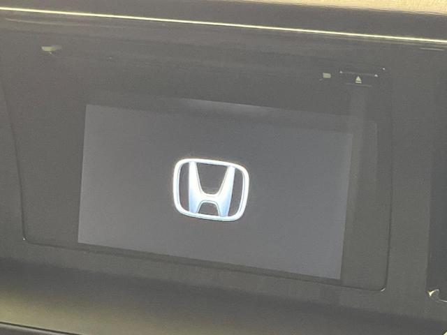 Ｎ－ＯＮＥ プレミアム　ツアラー・Ｌパッケージ　ディスプレイオーディオ　バックカメラ　禁煙車　スマートキー　ＨＩＤヘッドランプ　クルーズコントロール　純正１５インチアルミ　オートライト　オートエアコン　アイドリングストップ　電動格納ミラー（3枚目）