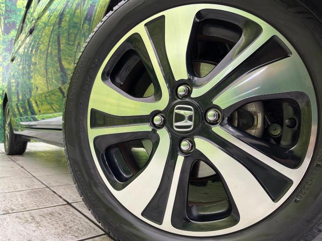 Ｎ－ＯＮＥ プレミアム　ツアラー・Ｌパッケージ　ディスプレイオーディオ　バックカメラ　禁煙車　スマートキー　ＨＩＤヘッドランプ　クルーズコントロール　純正１５インチアルミ　オートライト　オートエアコン　アイドリングストップ　電動格納ミラー（13枚目）