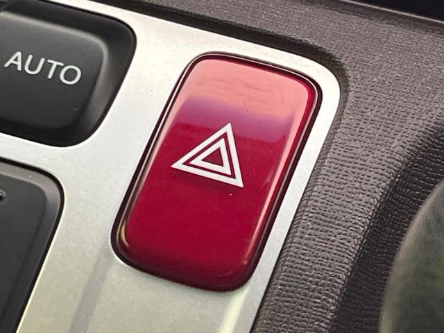 Ｎ－ＯＮＥ プレミアム　ツアラー・Ｌパッケージ　ディスプレイオーディオ　バックカメラ　禁煙車　スマートキー　ＨＩＤヘッドランプ　クルーズコントロール　純正１５インチアルミ　オートライト　オートエアコン　アイドリングストップ　電動格納ミラー（40枚目）