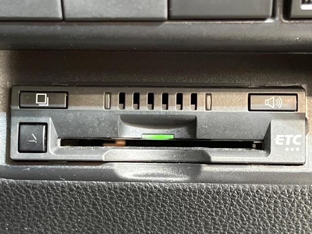 アクア X 純正8型ナビ バックカメラ レーダークルーズコントロール 禁煙車 セーフティセンス ETC スマートキー オートハイビーム オートエアコン LEDヘッドライト 電動格納ミラー(6枚目)