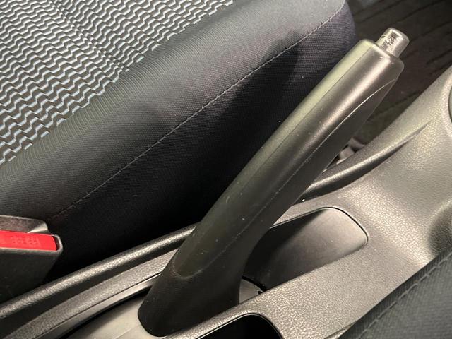 ノート X 純正ナビ バックカメラ 禁煙車 スマートキー Bluetooth再生 CD/DVD再生 地デジ アイドリングストップ プライバシーガラス 電動格納ミラー ファブリックシート(44枚目)