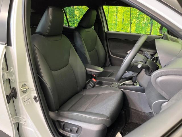 ヤリスクロス ハイブリッドZ 純正8型ナビ 全周囲カメラ セーフティセンス レーダークルーズ 禁煙車 ステアリングヒーター 前席シートヒーター ハーフレザーシート パワーシート LEDヘッドライト ETC2.0 ドラレコ(8枚目)