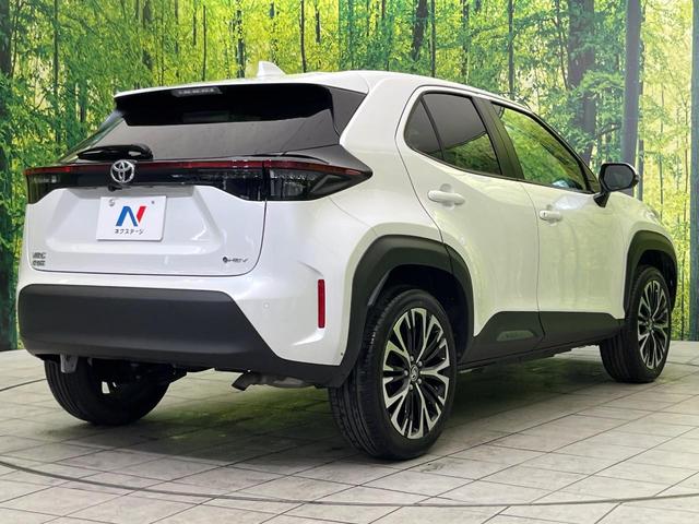 ヤリスクロス ハイブリッドZ 純正8型ナビ 全周囲カメラ セーフティセンス レーダークルーズ 禁煙車 ステアリングヒーター 前席シートヒーター ハーフレザーシート パワーシート LEDヘッドライト ETC2.0 ドラレコ(17枚目)