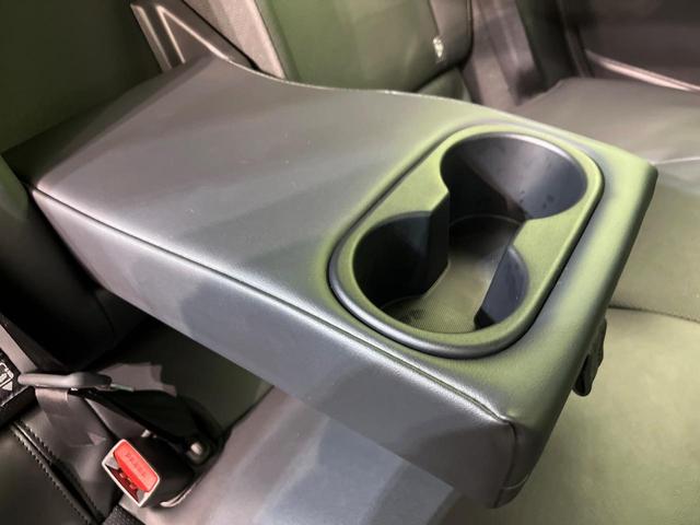 プリウス Z サンルーフ 純正12型ナビ 全周囲カメラ セーフティセンス レーダークルーズ 禁煙車 トヨタチームメイト 電動リアゲート シートベンチレーション ステアリングヒーター ブラインドスポットモニター(41枚目)