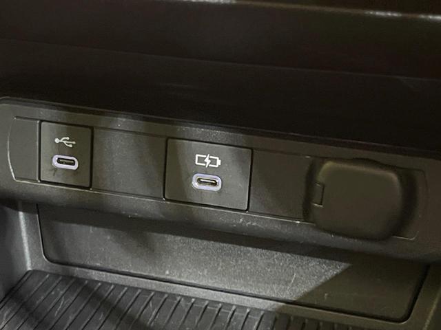 プリウス Z サンルーフ 純正12型ナビ 全周囲カメラ セーフティセンス レーダークルーズ 禁煙車 トヨタチームメイト 電動リアゲート シートベンチレーション ステアリングヒーター ブラインドスポットモニター(51枚目)