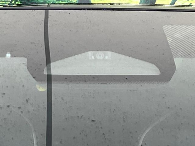 プリウス Z サンルーフ 純正12型ナビ 全周囲カメラ セーフティセンス レーダークルーズ 禁煙車 トヨタチームメイト 電動リアゲート シートベンチレーション ステアリングヒーター ブラインドスポットモニター(55枚目)