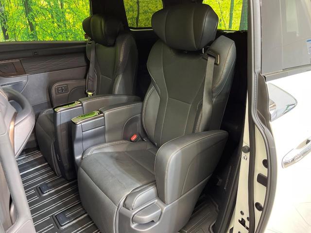 アルファードハイブリッド Ｚ　ガラスルーフ　後席モニター　純正１４型ナビ　全周囲カメラ　トヨタチームメイト　両側電動ドア　前中席シートベンチレーション　ステアリングヒーター　置くだけ充電　ブラインドスポットモニター　ＥＴＣ２．０（35枚目）