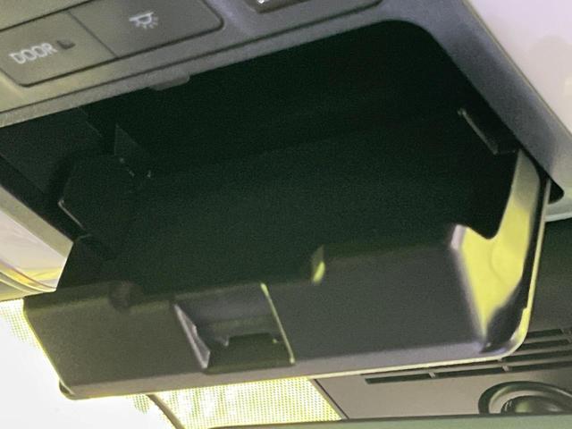 アルファードハイブリッド Ｚ　ガラスルーフ　後席モニター　純正１４型ナビ　全周囲カメラ　トヨタチームメイト　両側電動ドア　前中席シートベンチレーション　ステアリングヒーター　置くだけ充電　ブラインドスポットモニター　ＥＴＣ２．０（46枚目）