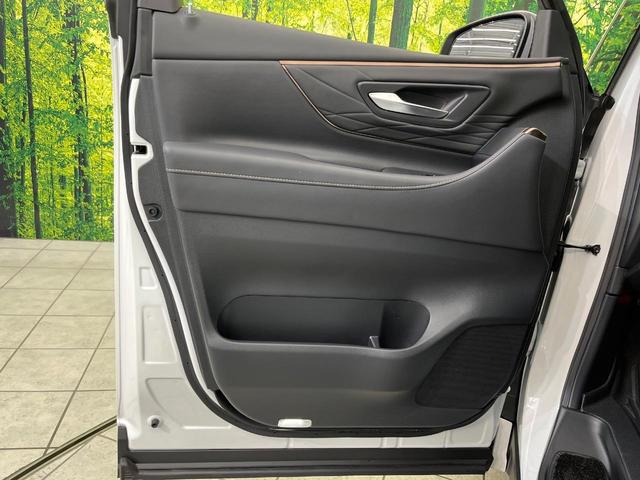 アルファードハイブリッド Ｚ　ガラスルーフ　後席モニター　純正１４型ナビ　全周囲カメラ　トヨタチームメイト　両側電動ドア　前中席シートベンチレーション　ステアリングヒーター　置くだけ充電　ブラインドスポットモニター　ＥＴＣ２．０（59枚目）