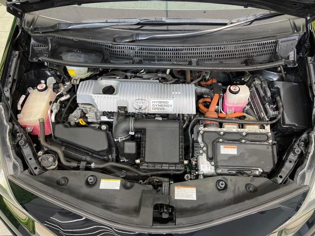 プリウスアルファ Sツーリングセレクション・G’s 純正ナビ バックカメラ 禁煙車 ハーフレザーシート LEDヘッド&フォグ 純正18インチAW ETC ドラレコ Bluetooth再生 フルセグ オートエアコン オートライト スマートキー(18枚目)