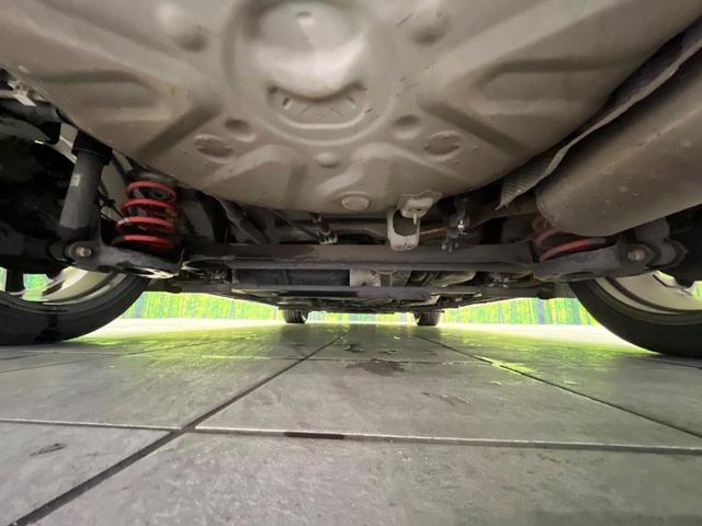 プリウスアルファ Sツーリングセレクション・G’s 純正ナビ バックカメラ 禁煙車 ハーフレザーシート LEDヘッド&フォグ 純正18インチAW ETC ドラレコ Bluetooth再生 フルセグ オートエアコン オートライト スマートキー(19枚目)