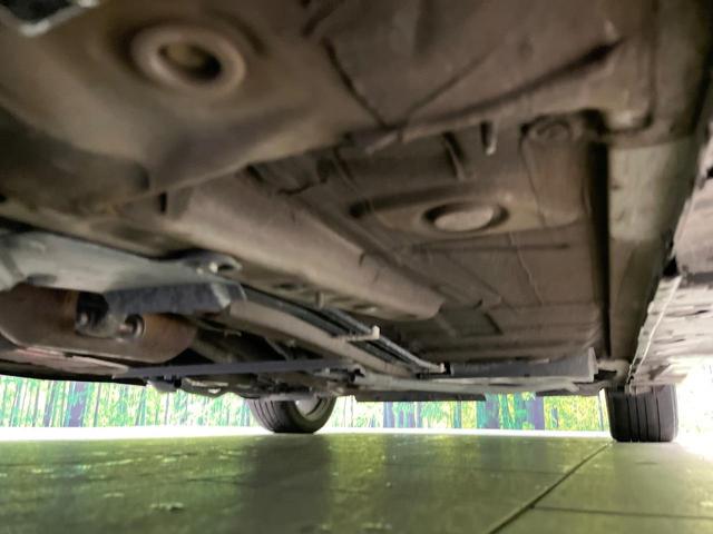 プリウスアルファ Sツーリングセレクション・G’s 純正ナビ バックカメラ 禁煙車 ハーフレザーシート LEDヘッド&フォグ 純正18インチAW ETC ドラレコ Bluetooth再生 フルセグ オートエアコン オートライト スマートキー(21枚目)