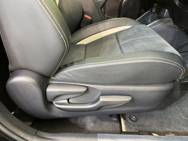 プリウスアルファ Sツーリングセレクション・G’s 純正ナビ バックカメラ 禁煙車 ハーフレザーシート LEDヘッド&フォグ 純正18インチAW ETC ドラレコ Bluetooth再生 フルセグ オートエアコン オートライト スマートキー(32枚目)