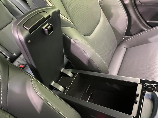 プリウス Z 純正12型ナビ 全周囲カメラ 100V電源 セーフティセンス レーダークルーズ 禁煙車 電動リアゲート レザー調シート ブラインドスポットモニター シートベンチレーション ステアリングヒーター ETC(40枚目)