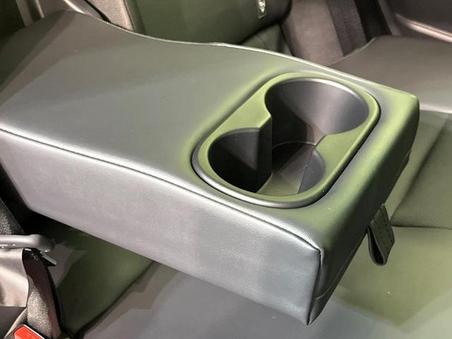 プリウス Z 純正12型ナビ 全周囲カメラ 100V電源 セーフティセンス レーダークルーズ 禁煙車 電動リアゲート レザー調シート ブラインドスポットモニター シートベンチレーション ステアリングヒーター ETC(41枚目)