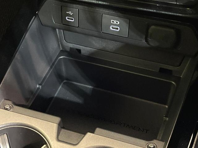 プリウス Z 純正12型ナビ 全周囲カメラ 100V電源 セーフティセンス レーダークルーズ 禁煙車 電動リアゲート レザー調シート ブラインドスポットモニター シートベンチレーション ステアリングヒーター ETC(44枚目)