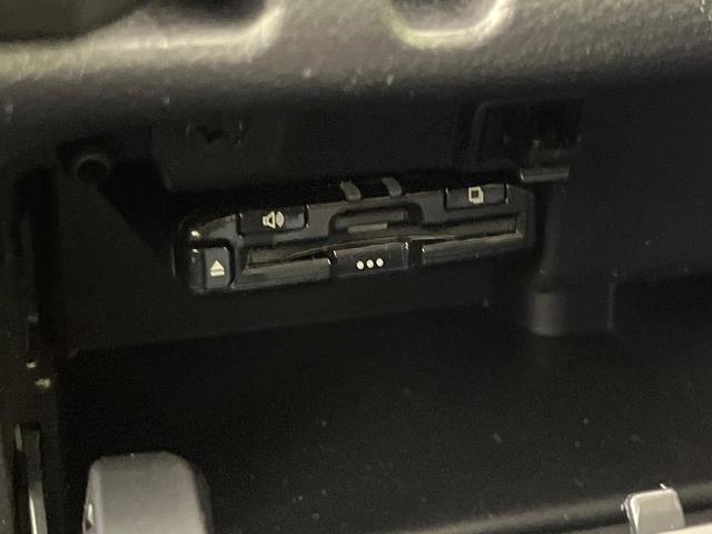 サクシード ハイブリッドTX 純正ナビ バックカメラ セーフティセンス 禁煙車 ドラレコ ETC Bluetooth接続 オートハイビーム キーレス 電動格納ミラー プライバシーガラス パワーウィンドウ(7枚目)