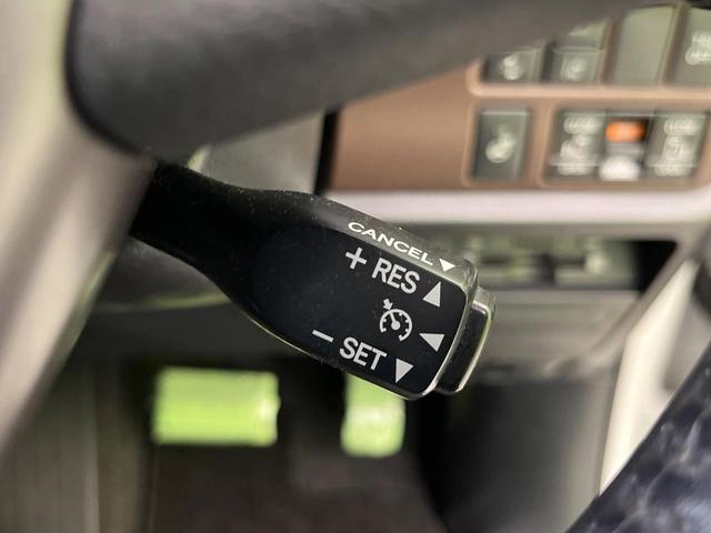 エスクァイア ハイブリッドＧｉ　プレミアムパッケージ　後席モニター　純正９型ナビ　バックカメラ　セーフティセンス　禁煙車　両側電動スライドドア　ハーフレザーシート　ステアリングヒーター　前席シートヒーター　ＬＥＤヘッド＆フォグ　ＥＴＣ　ドラレコ（40枚目）