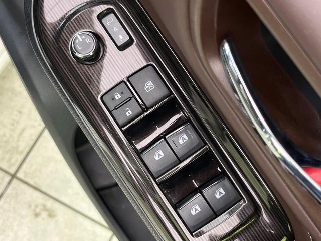 エスクァイア ハイブリッドＧｉ　プレミアムパッケージ　後席モニター　純正９型ナビ　バックカメラ　セーフティセンス　禁煙車　両側電動スライドドア　ハーフレザーシート　ステアリングヒーター　前席シートヒーター　ＬＥＤヘッド＆フォグ　ＥＴＣ　ドラレコ（43枚目）