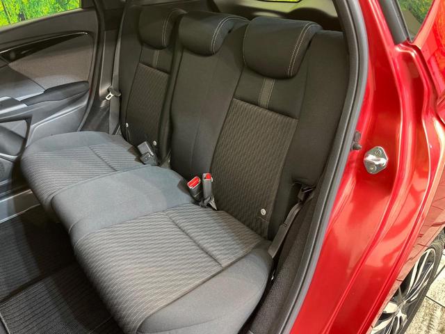 フィットハイブリッド Ｓ　ホンダセンシング　純正ナビ　バックカメラ　ホンダセンシング　アダプティブクルーズ　寒冷地仕様　禁煙車　ＬＥＤヘッド＆フォグ　ＥＴＣ　ドラレコ　Ｂｌｕｅｔｏｏｔｈ　オートエアコン　オートライト　スマートキー（31枚目）