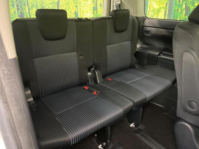 ヴォクシー ＺＳ　煌　両側電動スライドドア　ＳＤナビ　バックカメラ　禁煙車　スマートキー　ＬＥＤヘッド　ビルトインＥＴＣ　純正１６インチアルミ　オートライト　デュアルエアコン　Ｂｌｕｅｔｏｏｔｈ　ＣＤ　ＤＶＤ再生（10枚目）