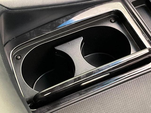 アルファード ２．５Ｓ　Ｃパッケージ　サンルーフ　モデリスタフルエアロ　後席モニター　純正９型ナビ　バックカメラ　禁煙車　レーダークルーズコントロール　ＢＳＭ　両側電動ドア　デジタルインナーミラー　シートベンチレーション　ハンドルヒータ（64枚目）