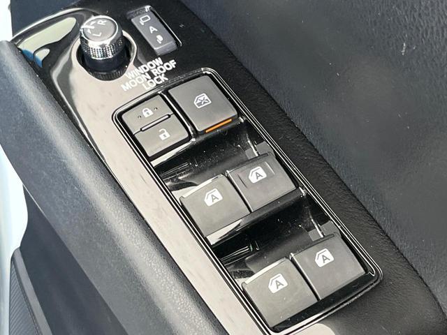 アルファード ２．５Ｓ　Ａパッケージ　タイプブラック　サンルーフ　後席モニター　純正１０型ナビ　バックカメラ　レーダークルーズコントロール　禁煙車　両側電動ドア　電動リアゲート　セーフティセンス　ＥＴＣ　Ｂｌｕｅｔｏｏｔｈ接続　クリアランスソナー（49枚目）